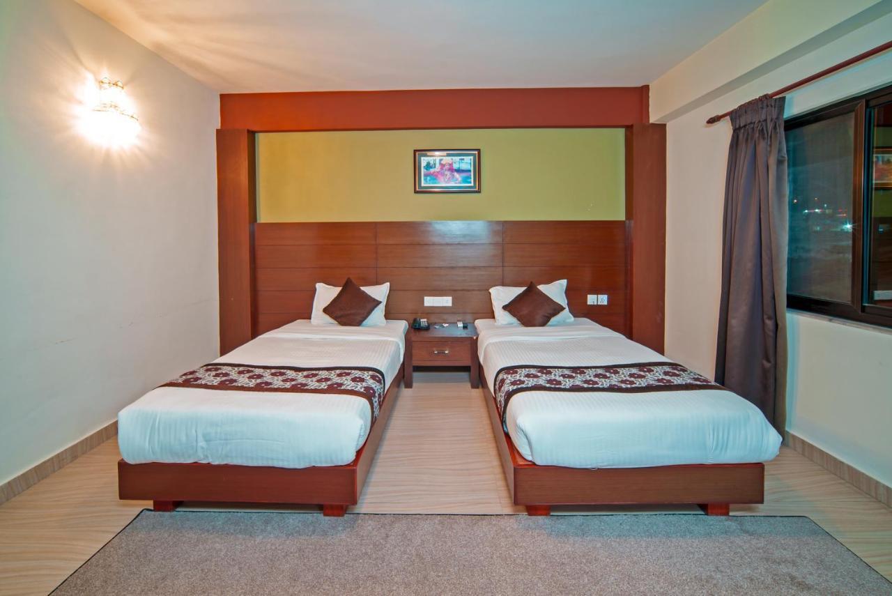 Kumari Star Inn Pokhara Luaran gambar